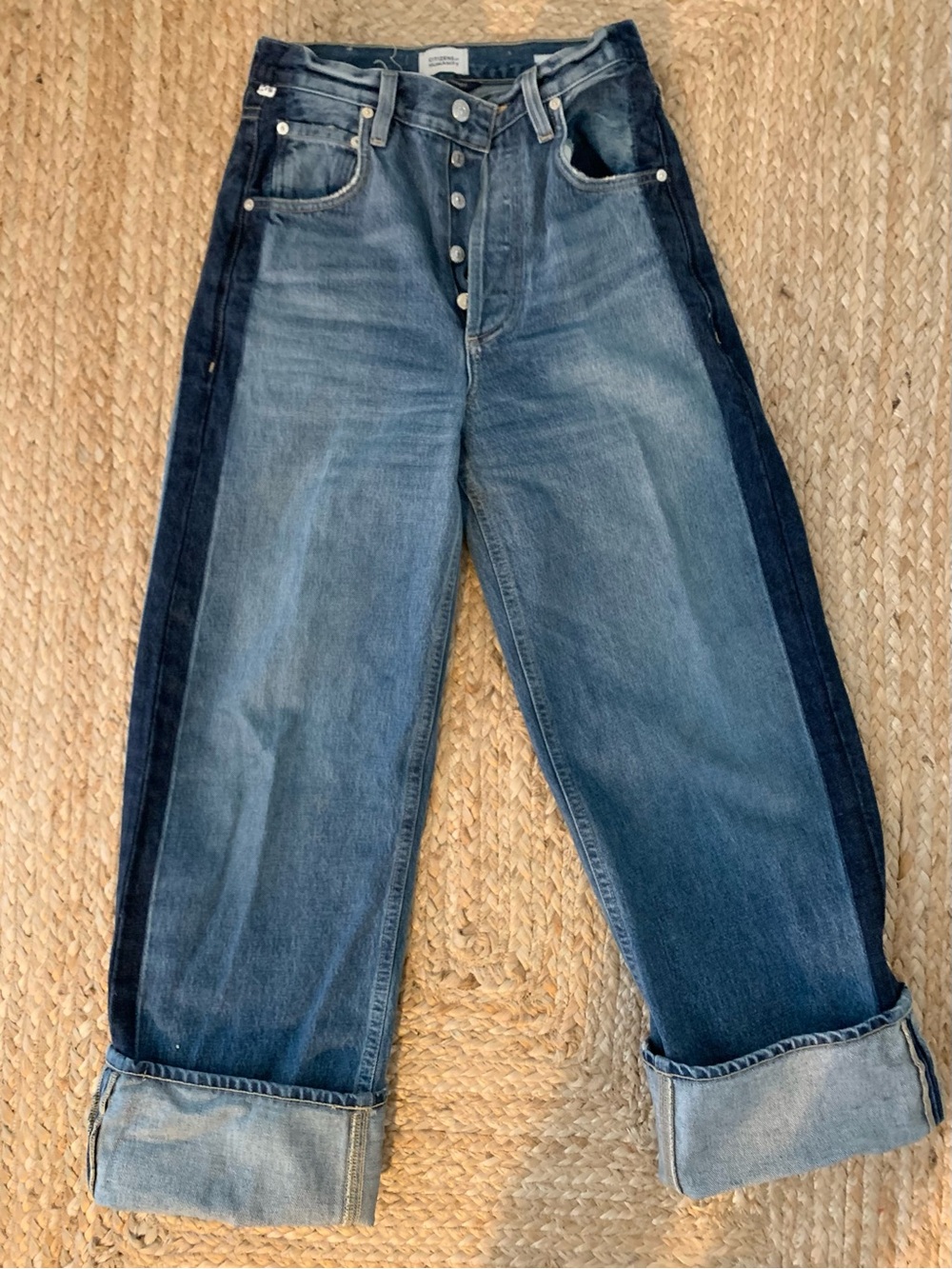 Citizens Of Humanity Two-Tone Denim Straight Jeans - Picture 5 of 9